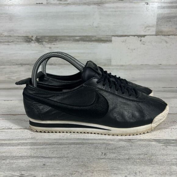RARE Nike Cortez ‘72 Women's Shoes Sneakers Retro Black US 7 - Picture 1 of 8